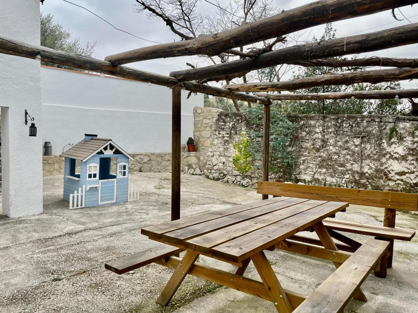 Cortijo Las Angosturas Montefrío Dış mekan fotoğraf